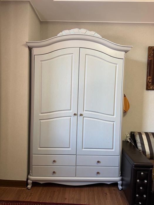 Шкаф детский белый