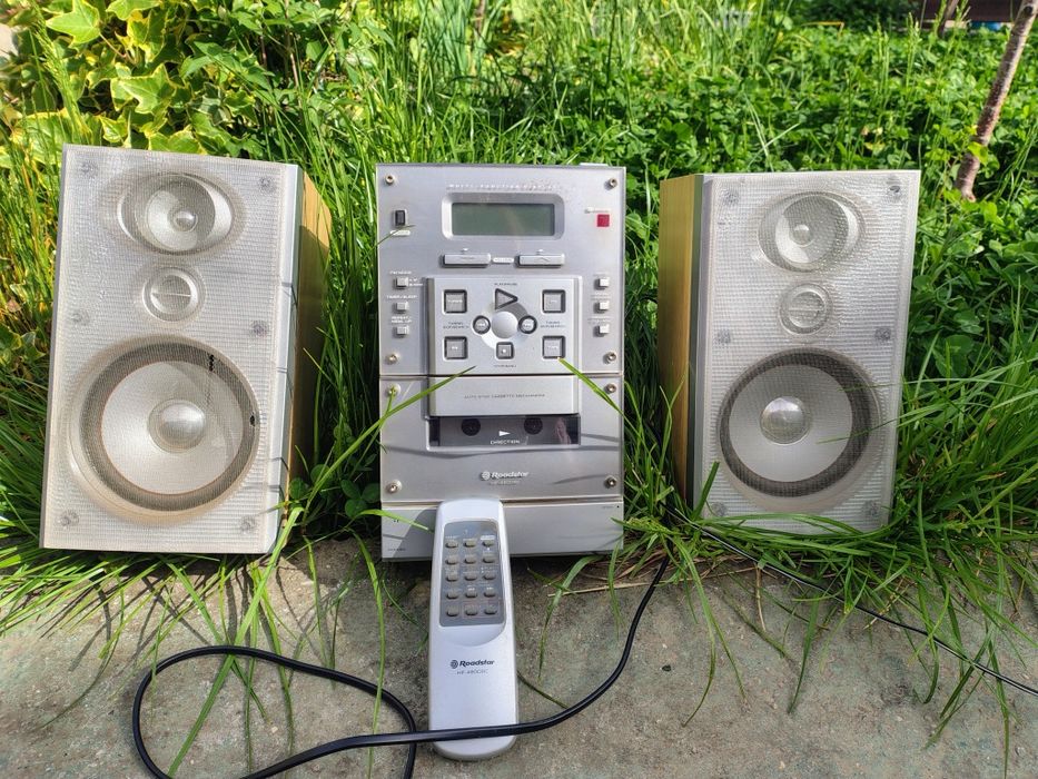 Vând combina muzicala