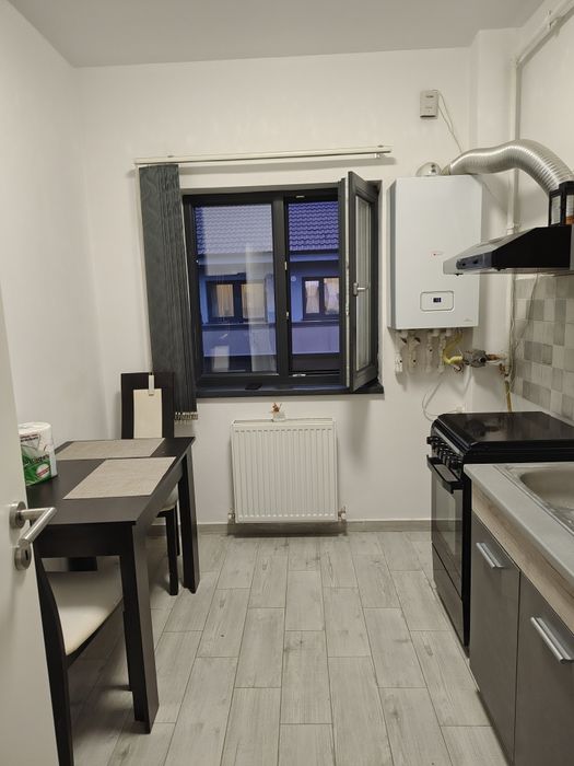 Vând garsonieră Sânpetru Residence