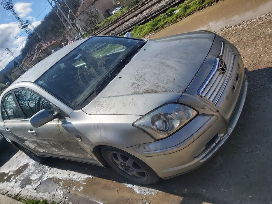 Тойота Авенсис 2.0 дизел 116к.с 2003 г