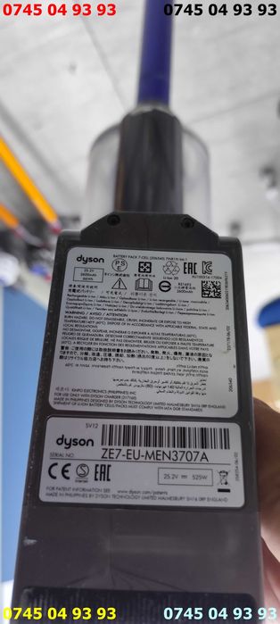 aspirator Dyson V10 teava perie acumulator bun se vinde ca in poze