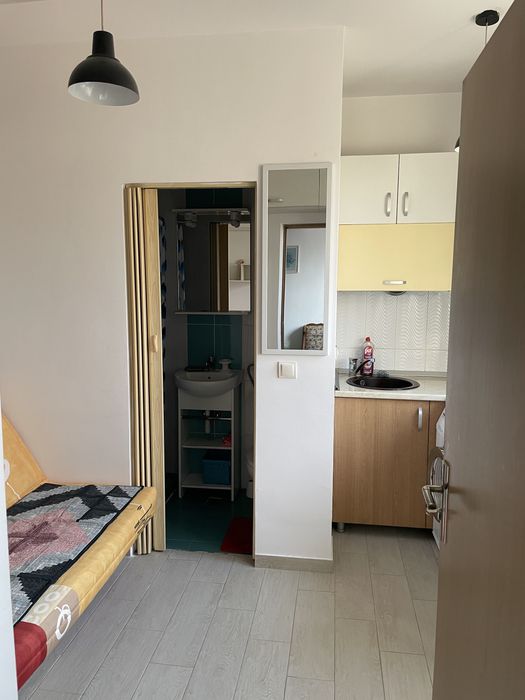 De închiriat mini garsonieră