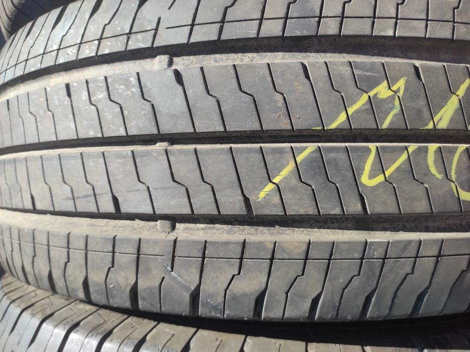 235/65/16 Continental