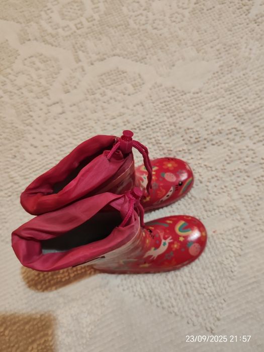 Резиновые сапоги