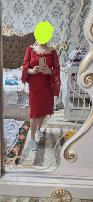 Кружевное платье срочно