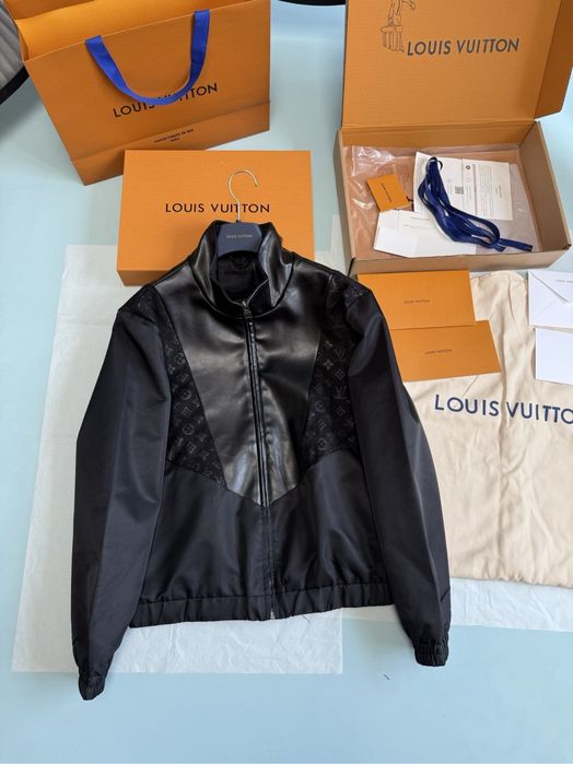 Jachete Louis Vuitton
