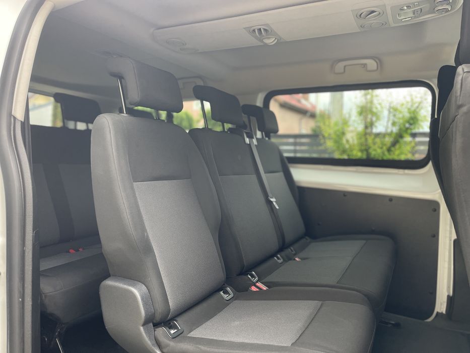 Opel Vivaro,2.0 Diesel,150 CP,8+1 l, Varianata Lunga