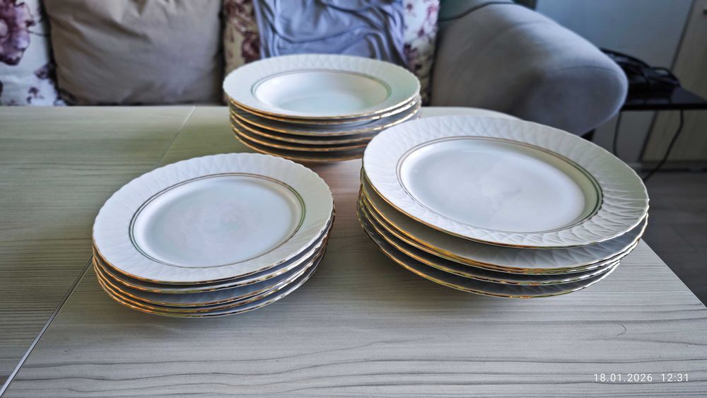 Чинии комплект от костен порцелан