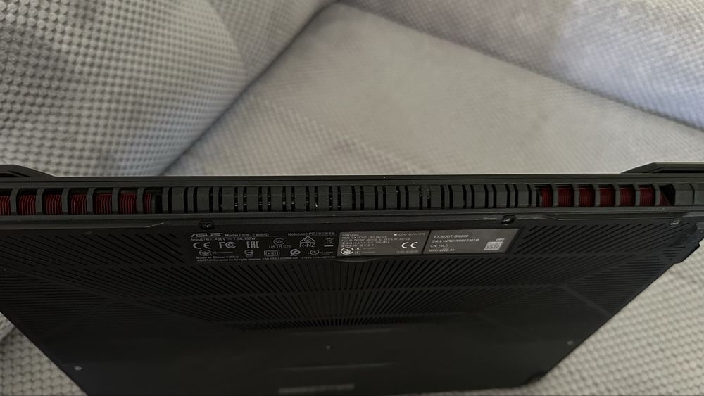 ASUS TUF Gaming FX505DT  Ryzen 7 / GTX 1650 / 24GB RAM / 512GB NVMe SSD + 1TB HDD