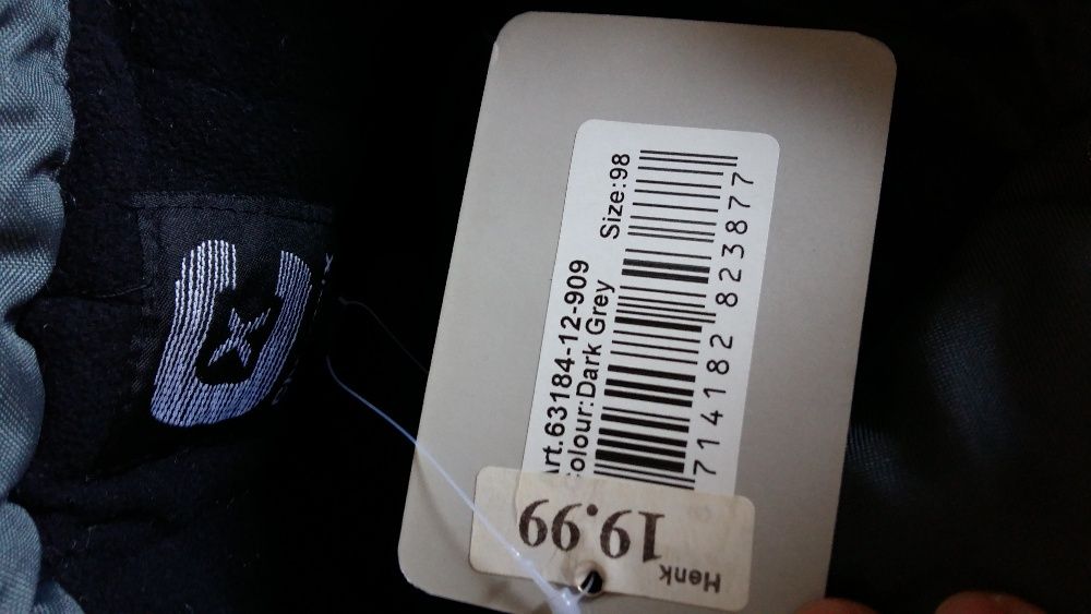 Pantaloni ski noi cu eticheta 98