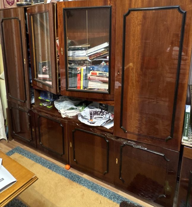 Секционная стенка шкаф