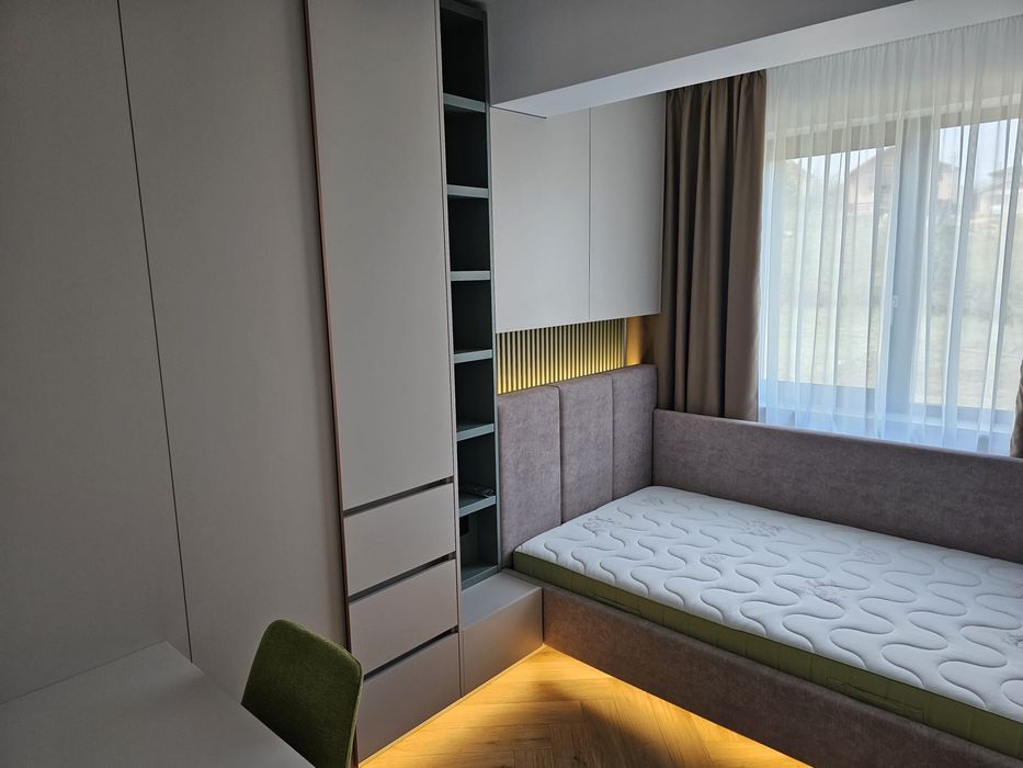Apartment cu 3 camere Livezeni