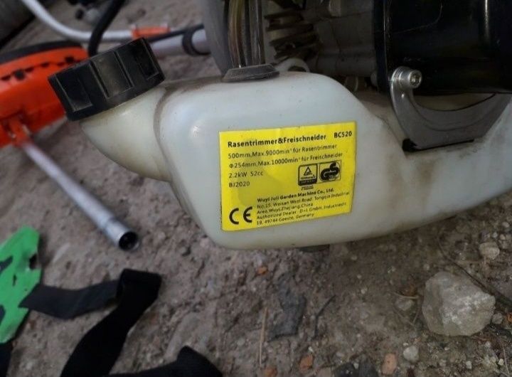 Motocositoare Cositoare de 50 cm ca nouă pornit doar pentru rodaj