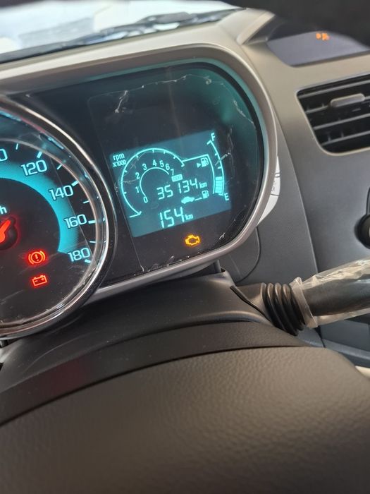 Продаётся Spark 2-позиция.