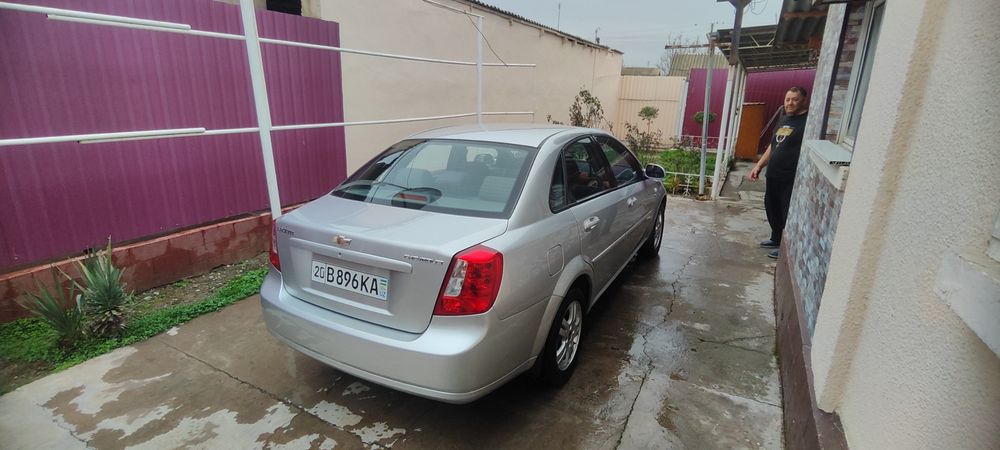 Лассети 1.8 продается