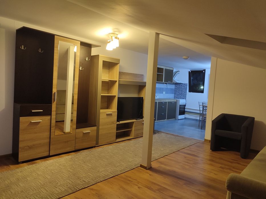 Închirierz apartament 2 camere