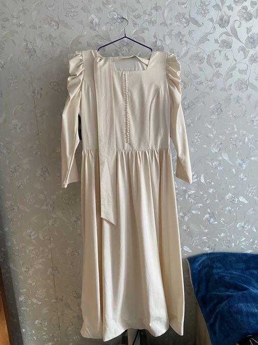 Вечерние платья