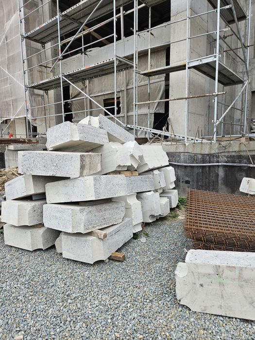 Demolari mecanizate si manuale taiere spargere piconare beton
