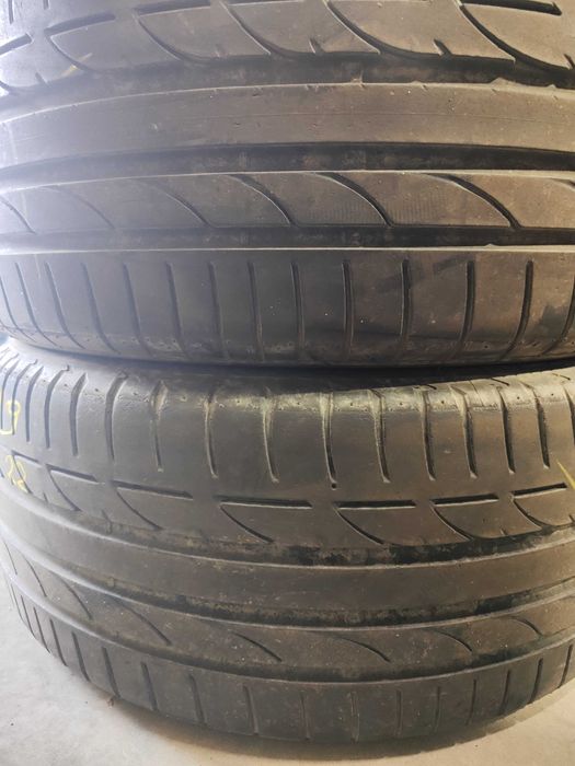 2бр.летни гуми 235/40/19 Bridgestone