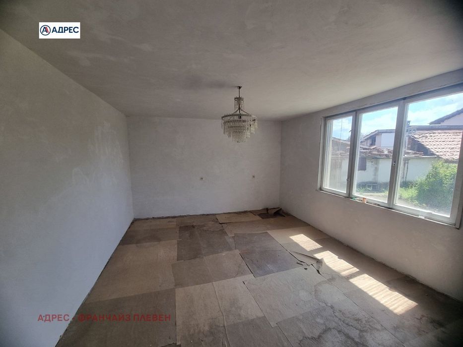 Продава се Къща в с. Ясен, Област Плевен - 84 кв.м за 589 €/кв.м - Снимка #3