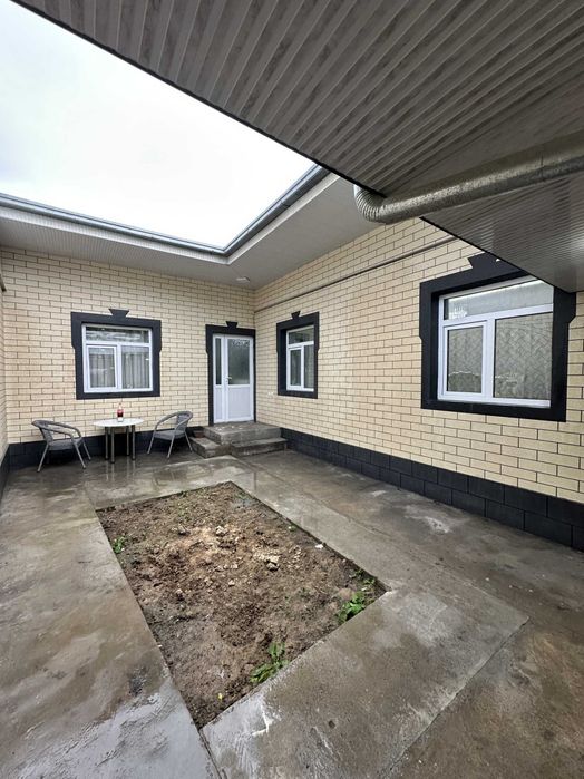 Sotiladi srochno Olmazor taxtapul hovli ful

3/1/1.

Площадь: 112 м² 8