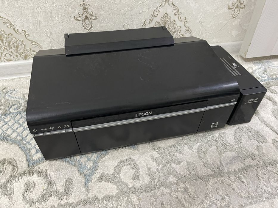 Продам принтер Epson L805 wifi