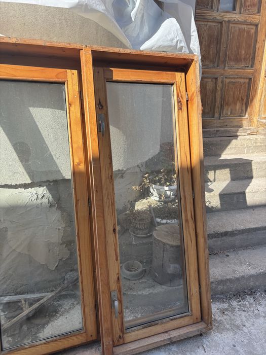 дървена дограма със стъклопакет добро състояние