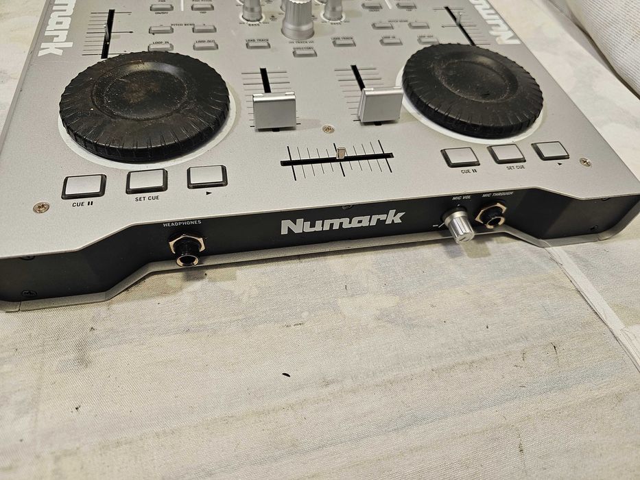 Consola DJ Numark omni control merge cu virtual dj windows 10
