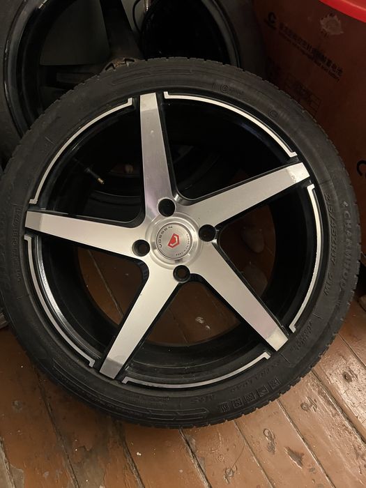 Diska Vossen R17