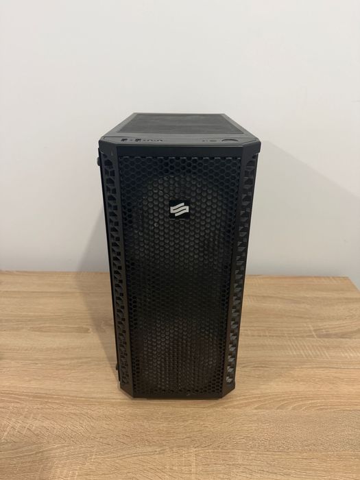Vând PC gaming, conditie buna