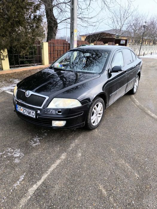 Vand   Sau schimb skoda octavia  1.6 fsi  an 2007  full option
