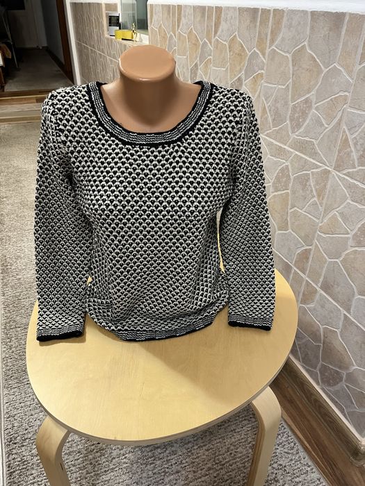 Pulover dama deosebit ,grosut