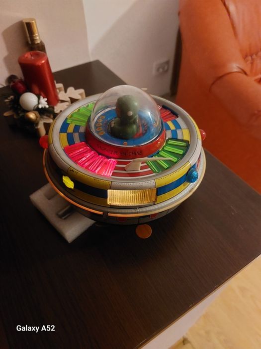 Juc veche, spatiala , China. Comunista