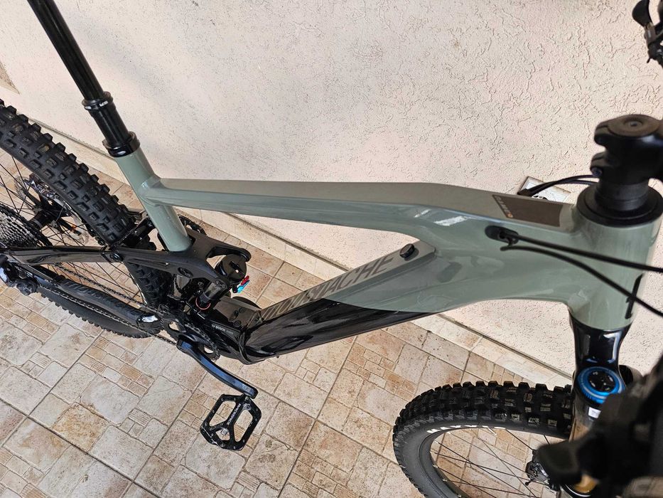 Moustache Samedi Game 9