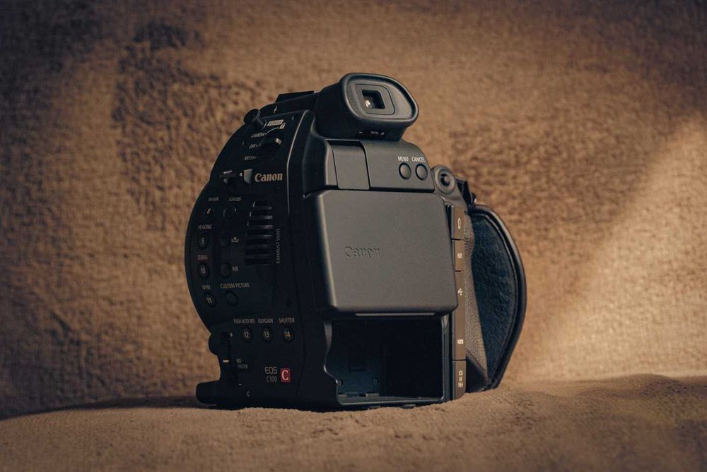 Canon C100 / Camera de filmat / Mirrorless