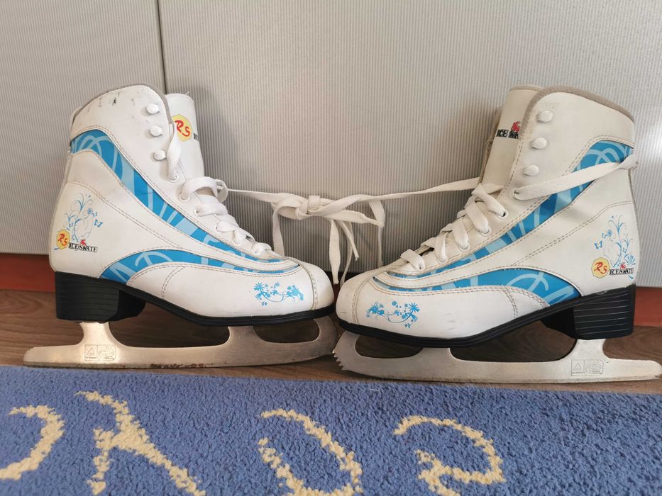 Коньки фигурные размер 37