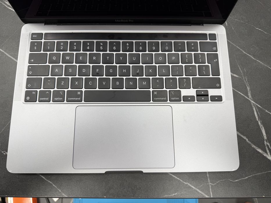 MacBook Pro 13-inch , M2 , 2022 | 256Gb | Garantie | phonelab.ro