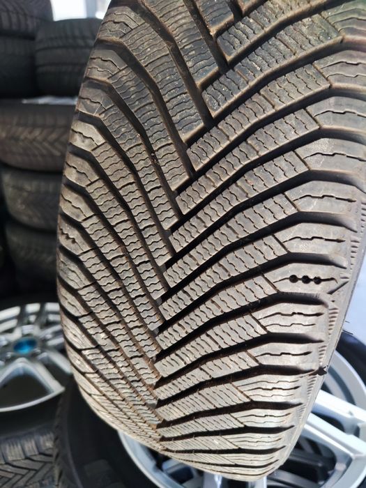 2 бр зимни 205/55/16 Michelin Alpin 7 24г