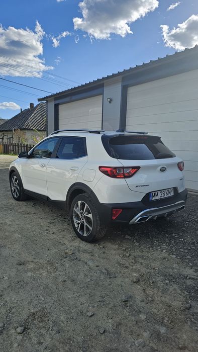 KIA Stonic 2021 — imagine 3