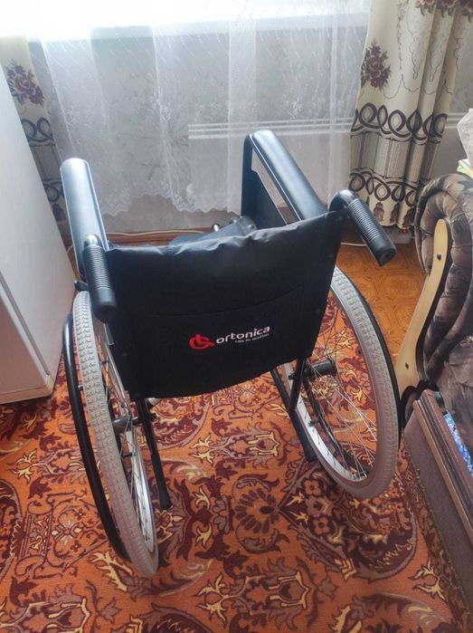Инвалидная коляска