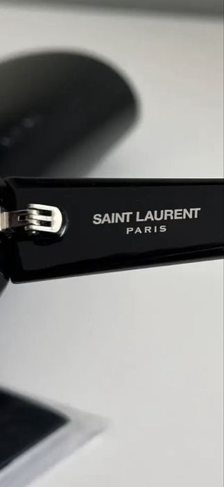 Новые очки Saint Laurent