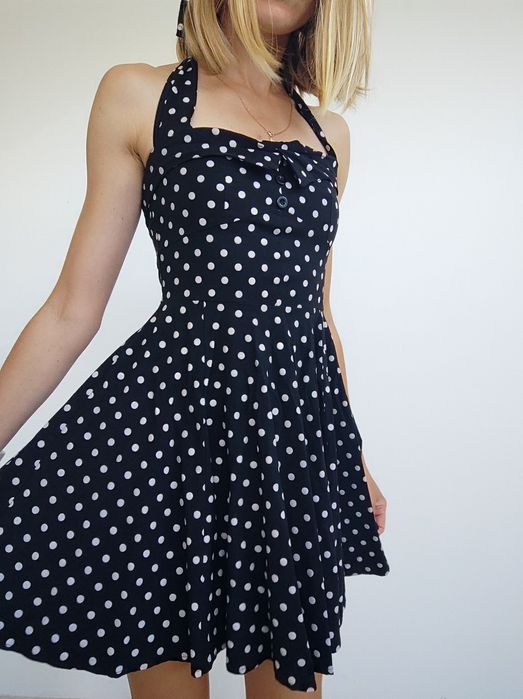 Дамска рокля черна