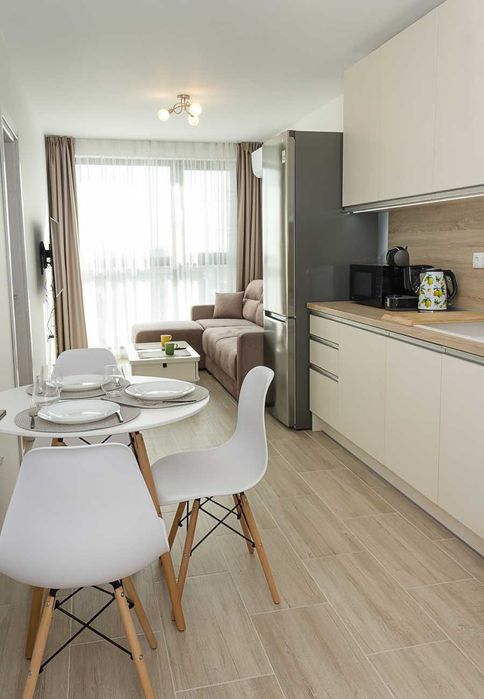 Дава се под наем Тристаен апартамент в Варна, Окръжна болница - 68 кв.м за 700 € - Снимка #7