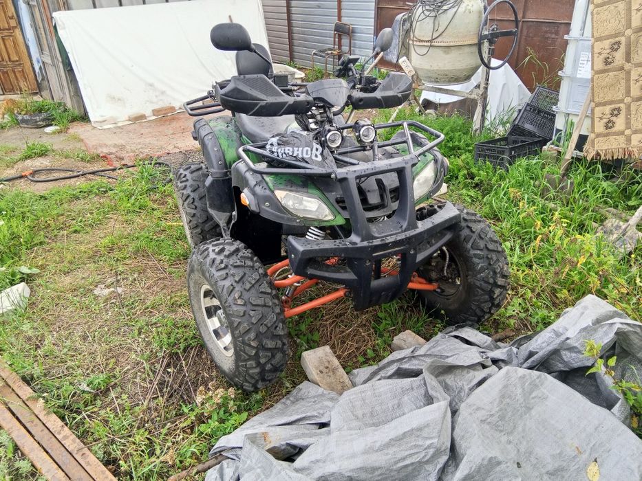 Продам квадроцикл обмен