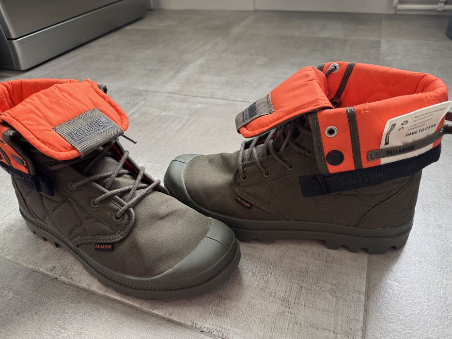 Pantofi / ghete palladium noi