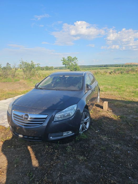 Opel insignia 2012 biturbo