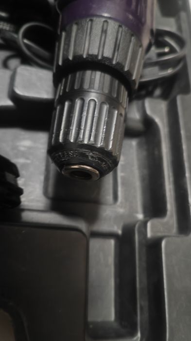 Работещ винтоверт Sparky - пълен комплект, работещи батерии.