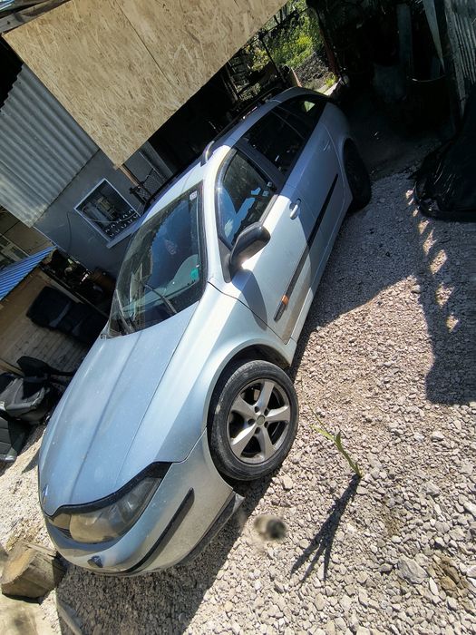 Vând sau schimb laguna 2