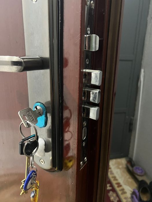 Ремонт замков, ручек, сердцевин