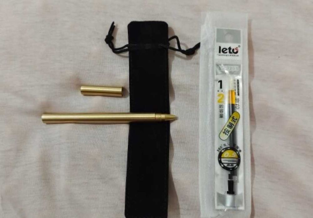 Масивна писалка тип "Tactical Pen"